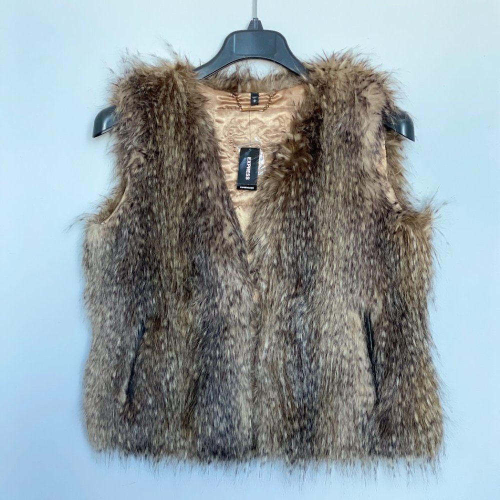 NWT Express Faux fur vest
